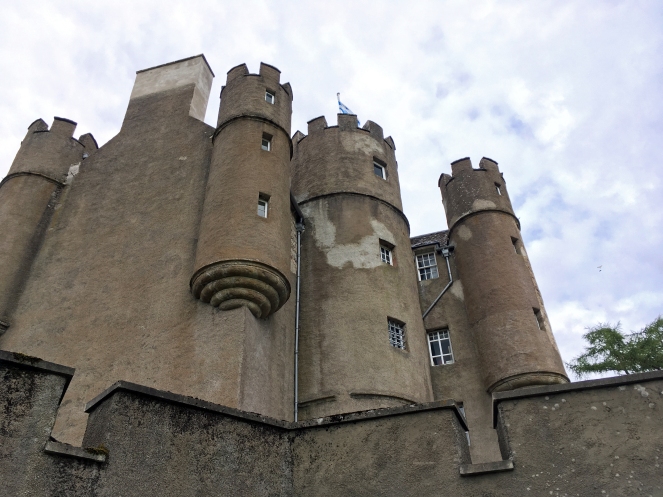 perthshire-fairy-tale-1-25-braemar-castle